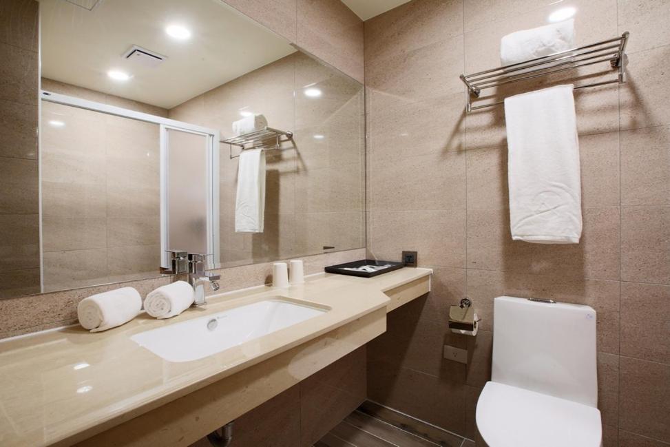 Hotel A Ταϊνάν Εξωτερικό φωτογραφία
