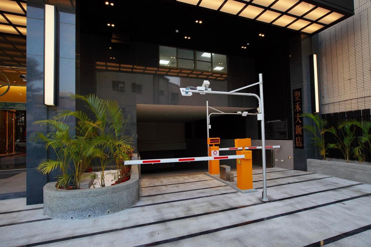 Hotel A Ταϊνάν Εξωτερικό φωτογραφία